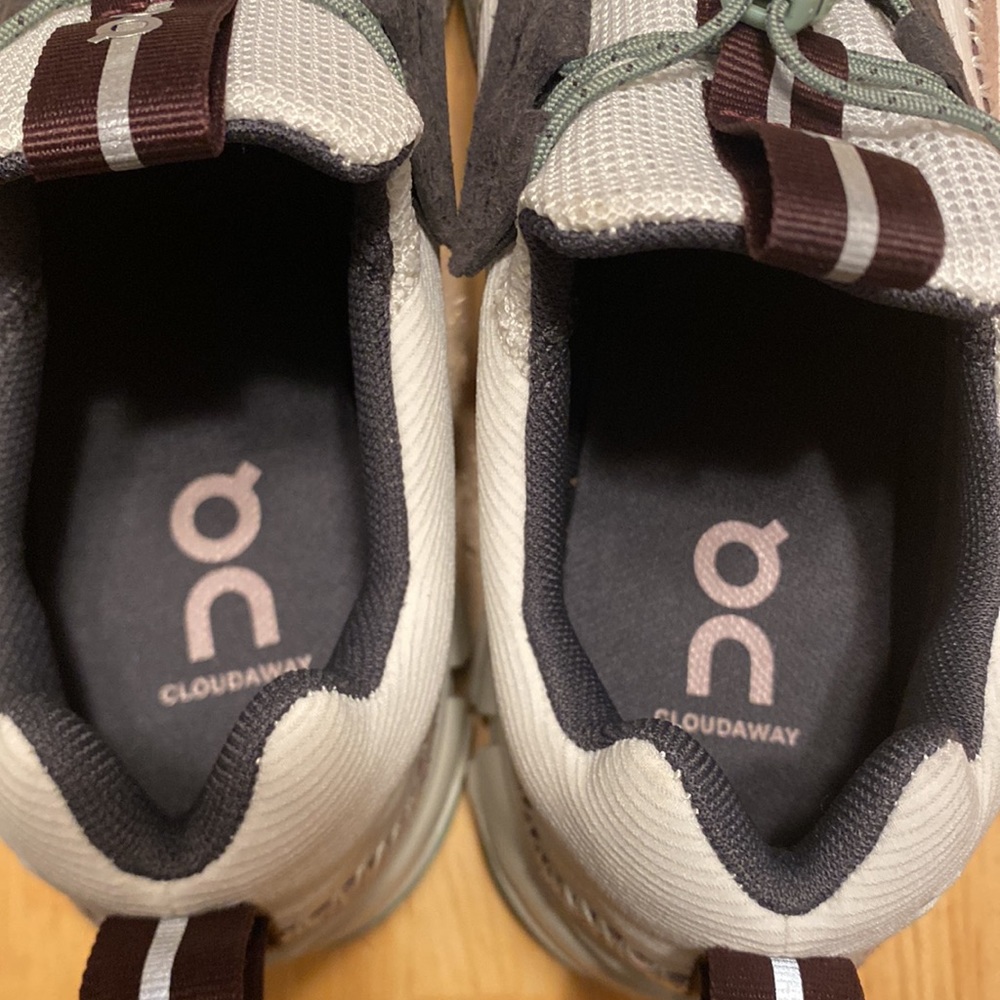 On running cloud away - Picture 8 of 8